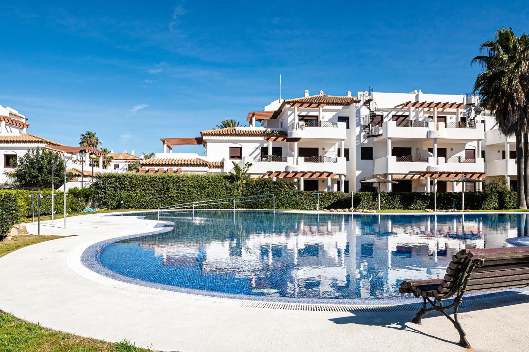 Apartamento Familiar Muy Soleado Cerca De La Playa Y Parking Incluido Chiclana de la Frontera Extérieur photo