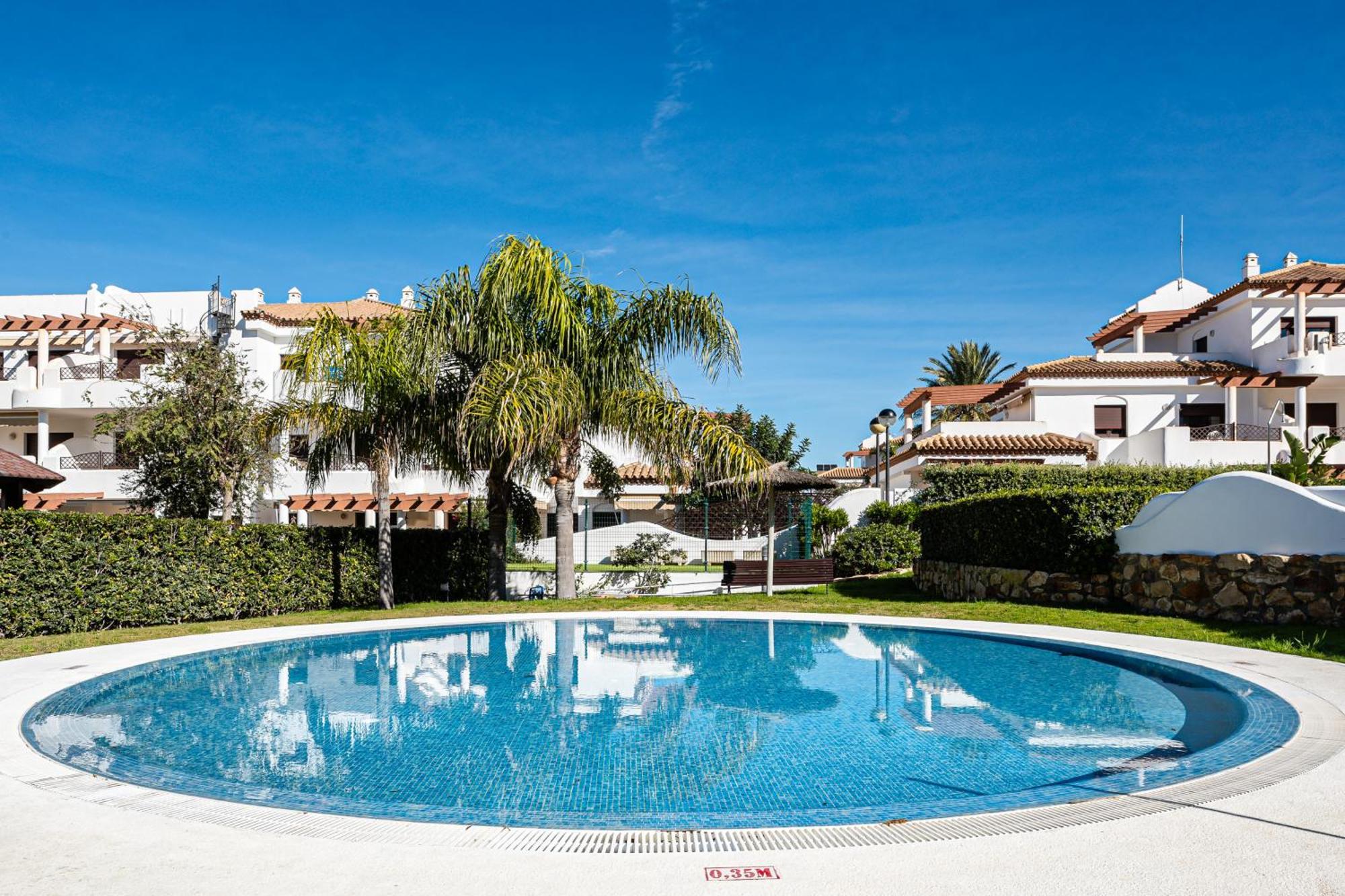 Apartamento Familiar Muy Soleado Cerca De La Playa Y Parking Incluido Chiclana de la Frontera Extérieur photo