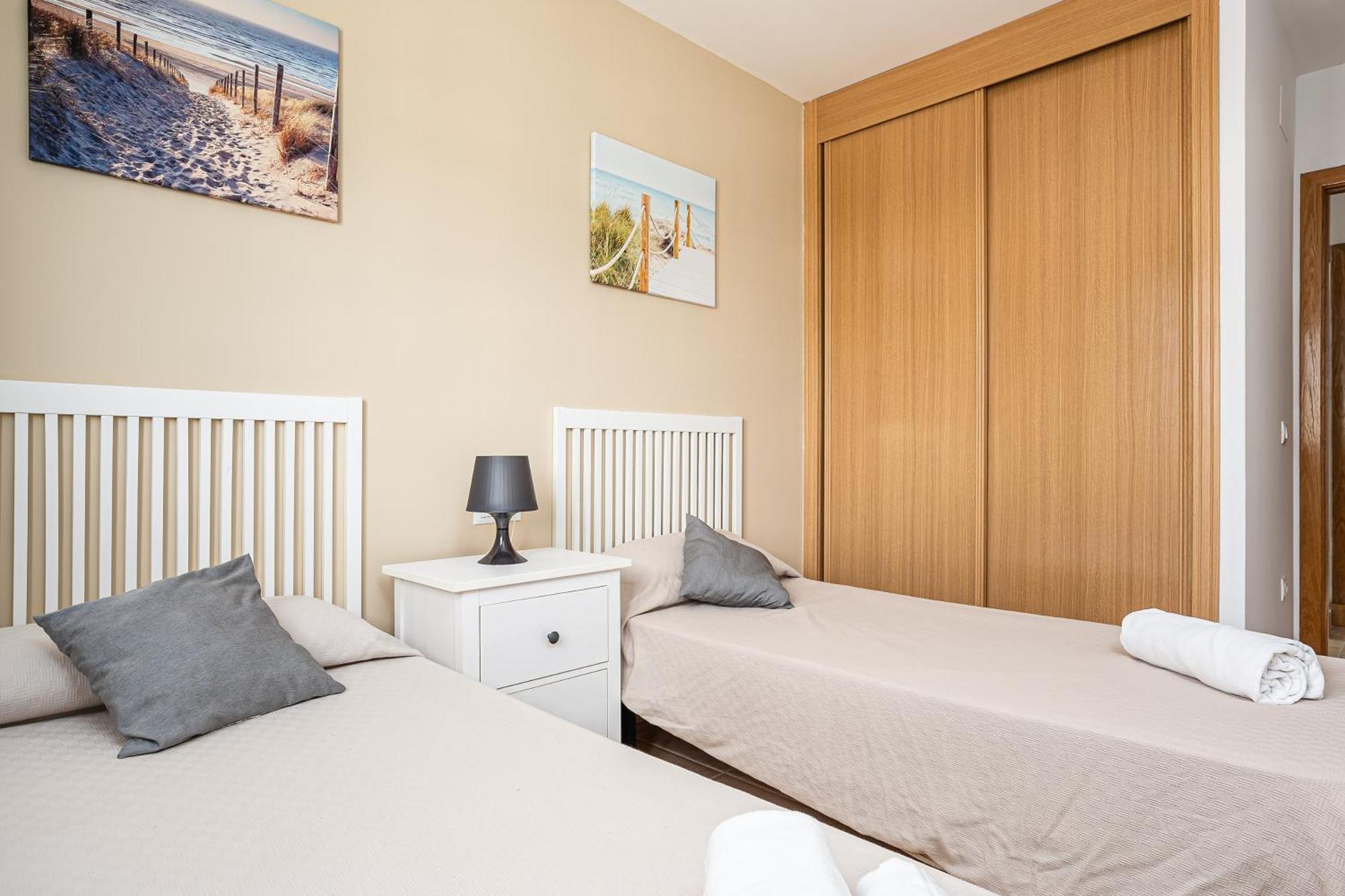 Apartamento Familiar Muy Soleado Cerca De La Playa Y Parking Incluido Chiclana de la Frontera Extérieur photo